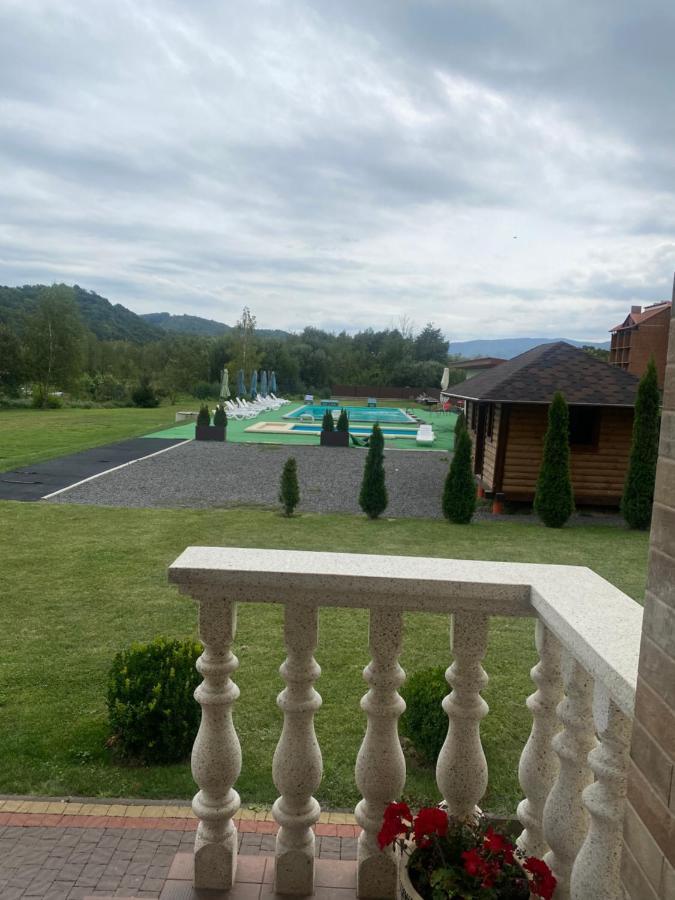 Приватна Садиба Європа Solochyn Exterior photo